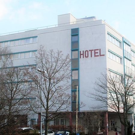 Businesshotel & Appartements Stuttgart-Vaihingen Экстерьер фото