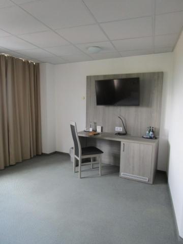 Businesshotel & Appartements Stuttgart-Vaihingen Экстерьер фото